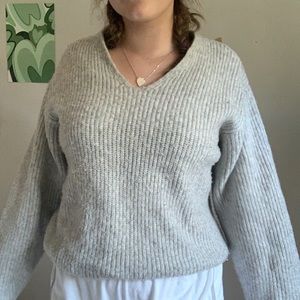 H&M grey sweater